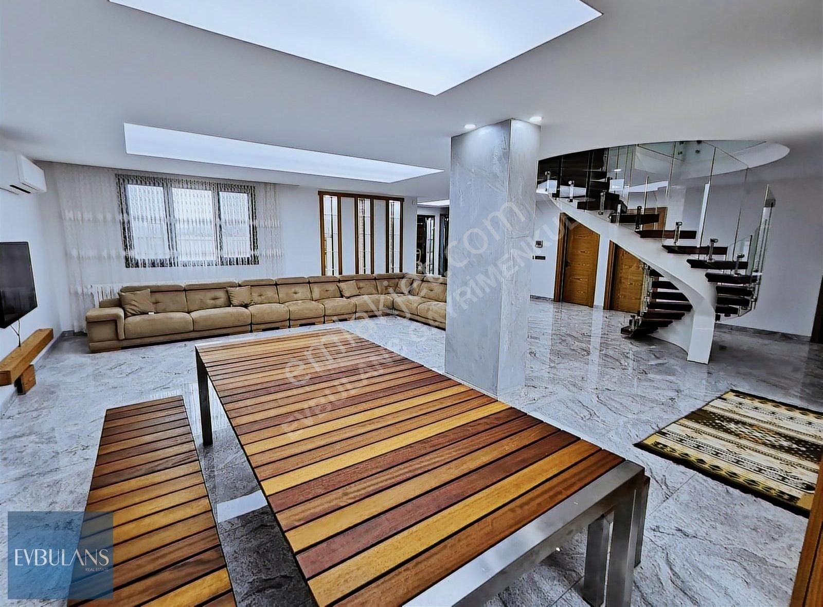 Foça Da 4450 M2 Arazi İçinde Ultra Lüx 6+1 Malikane - Görsel 13