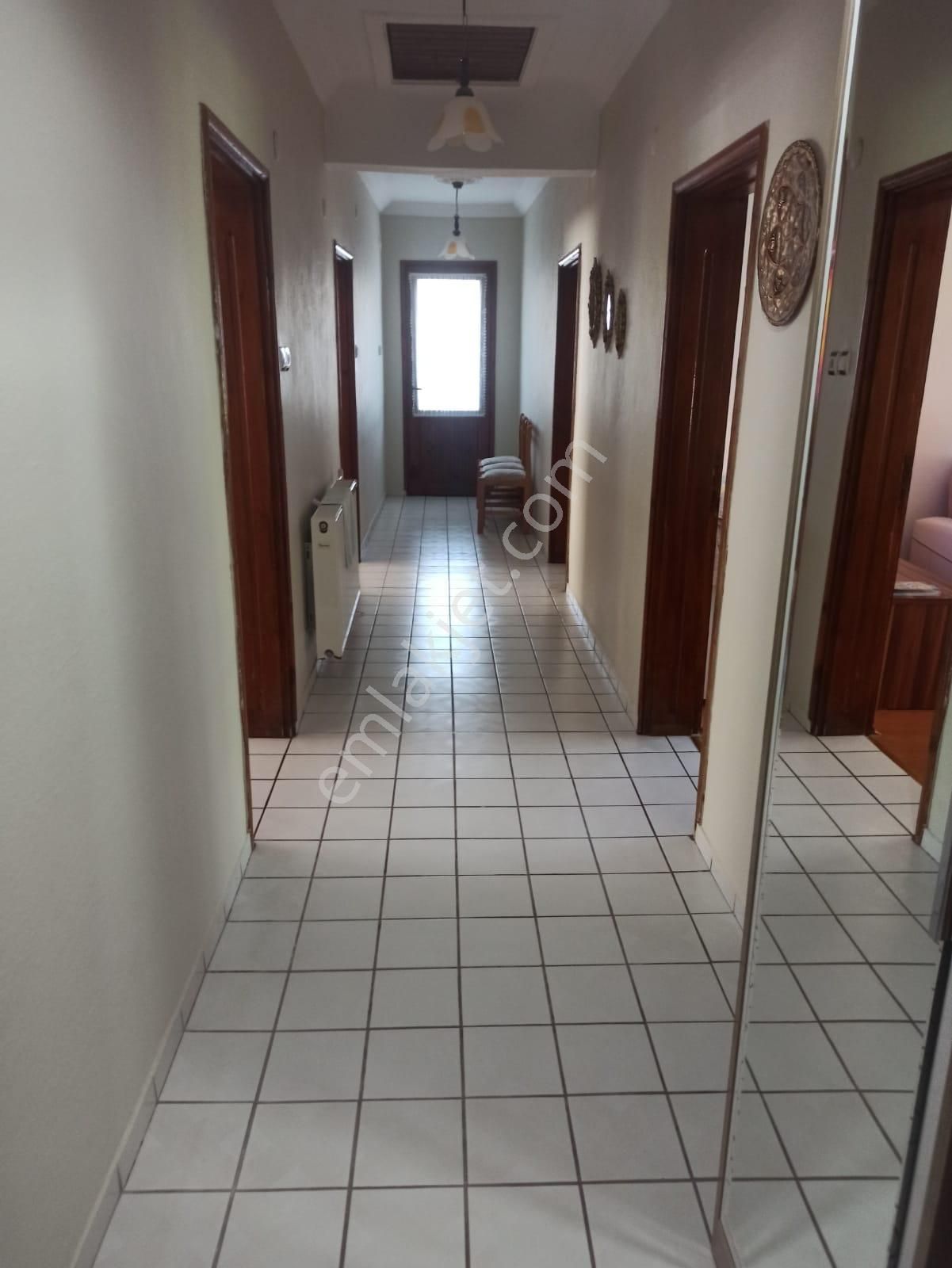 Mudurnu Hızırfakı Mh.de 3 Katlı Betonerme Bahçeli Satılık Ev - Görsel 17