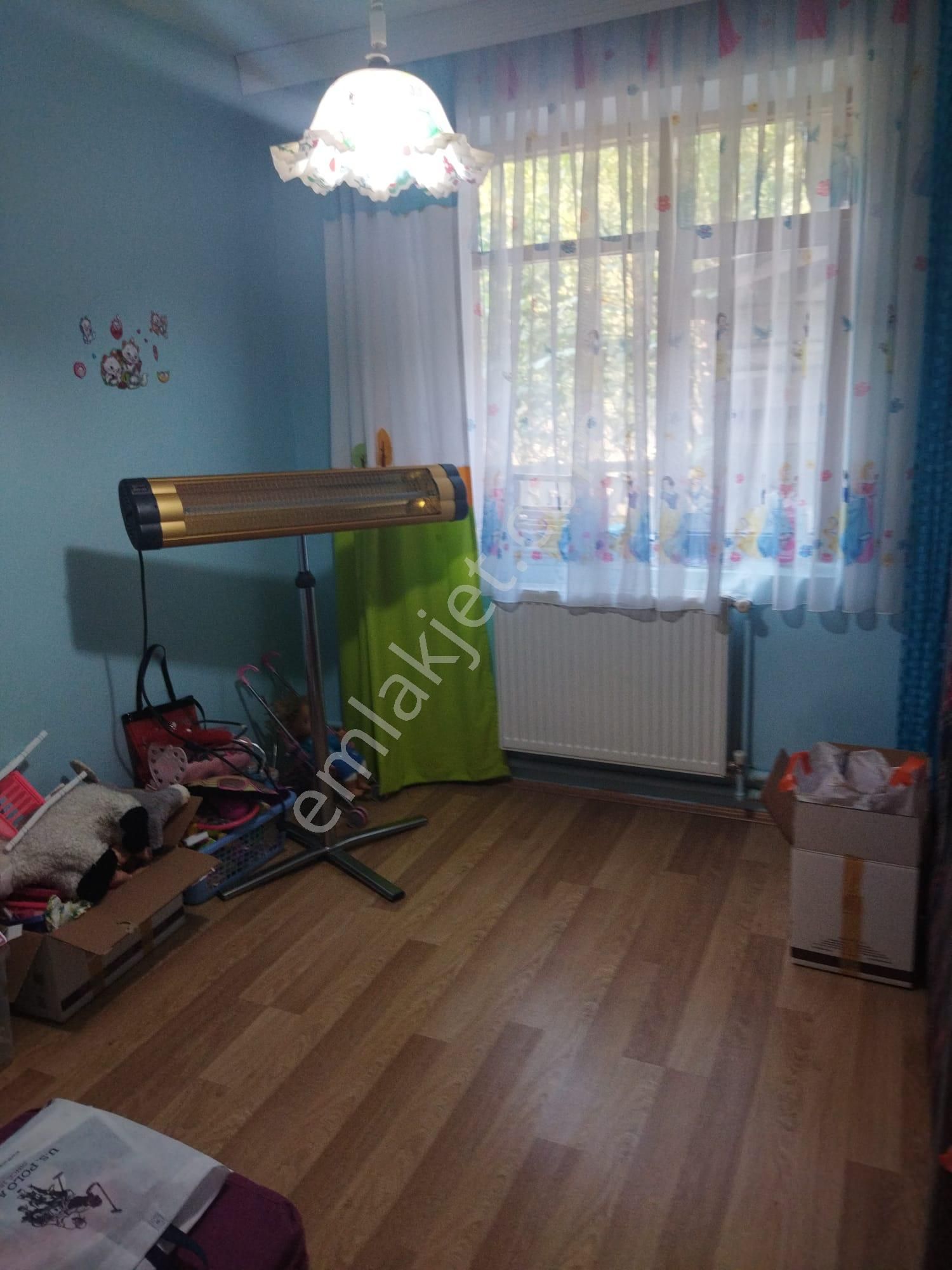 Mudurnu Hızırfakı Mh.de 3 Katlı Betonerme Bahçeli Satılık Ev - Görsel 16