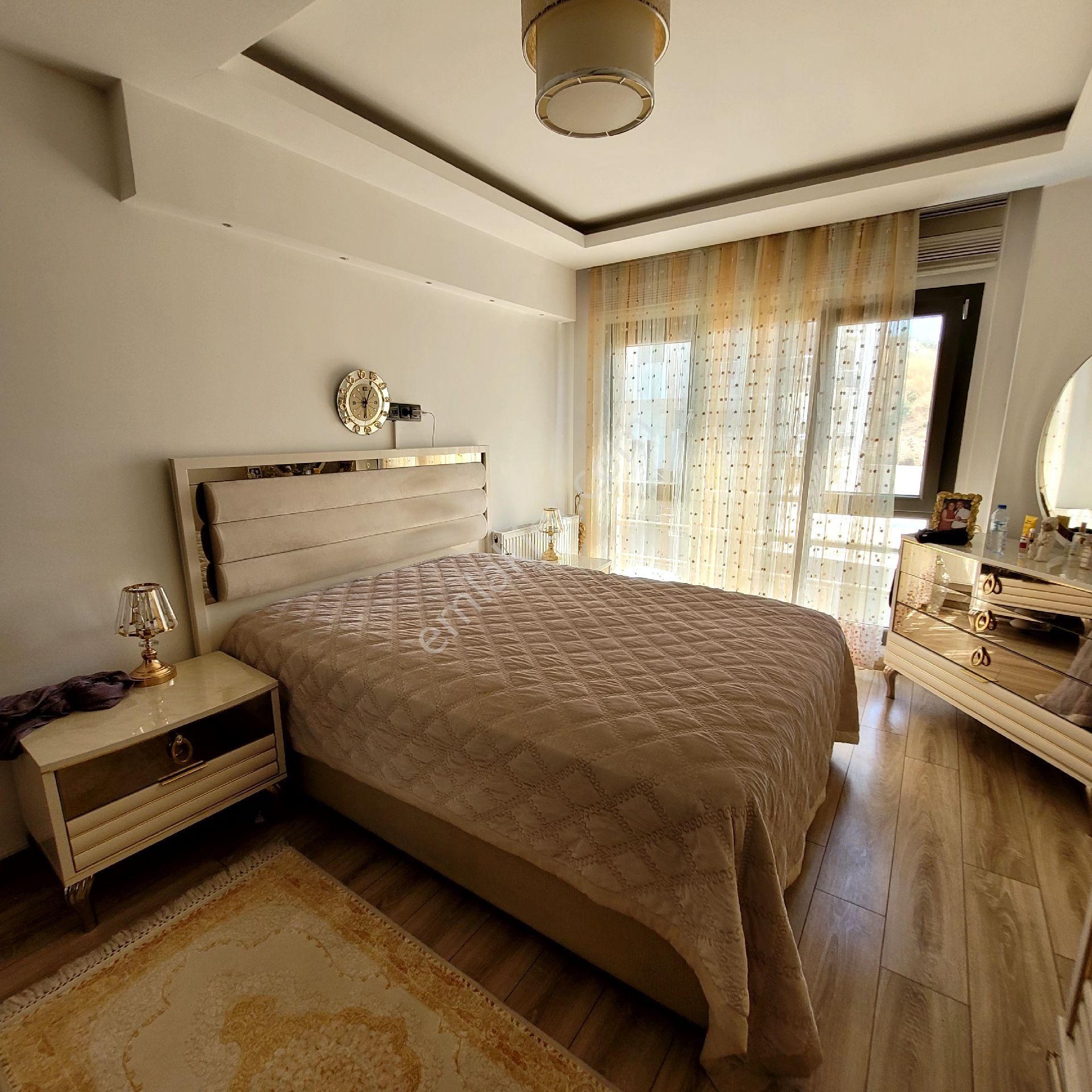 Kuşadası Satılık 3+1 Daire - Görsel 7