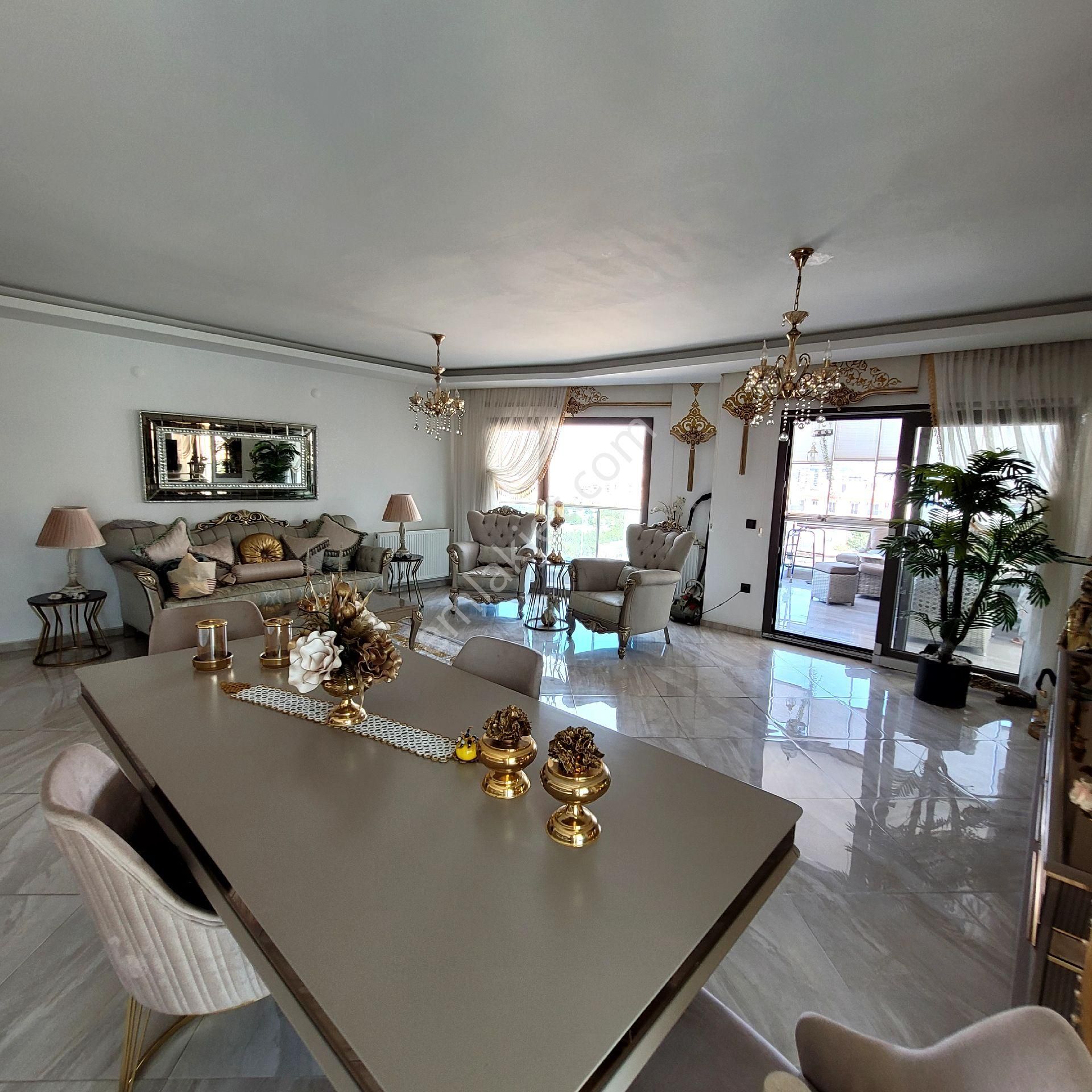 Kuşadası Satılık 3+1 Daire - Görsel 12