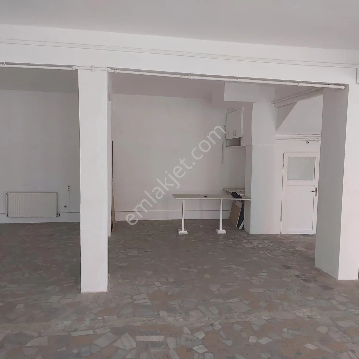 Şişli İzzet Paşa Mahallesi Sahibinden Kiralık 135 M² Köşe Dükkan - Görsel 4