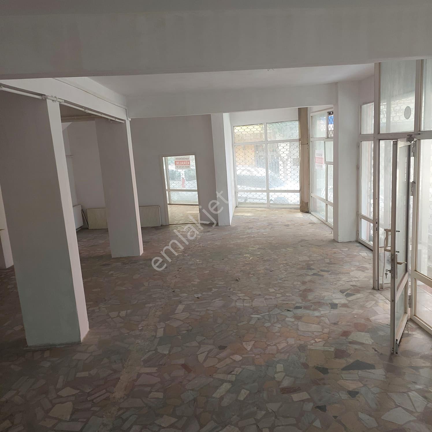Şişli İzzet Paşa Mahallesi Sahibinden Kiralık 135 M² Köşe Dükkan - Görsel 14