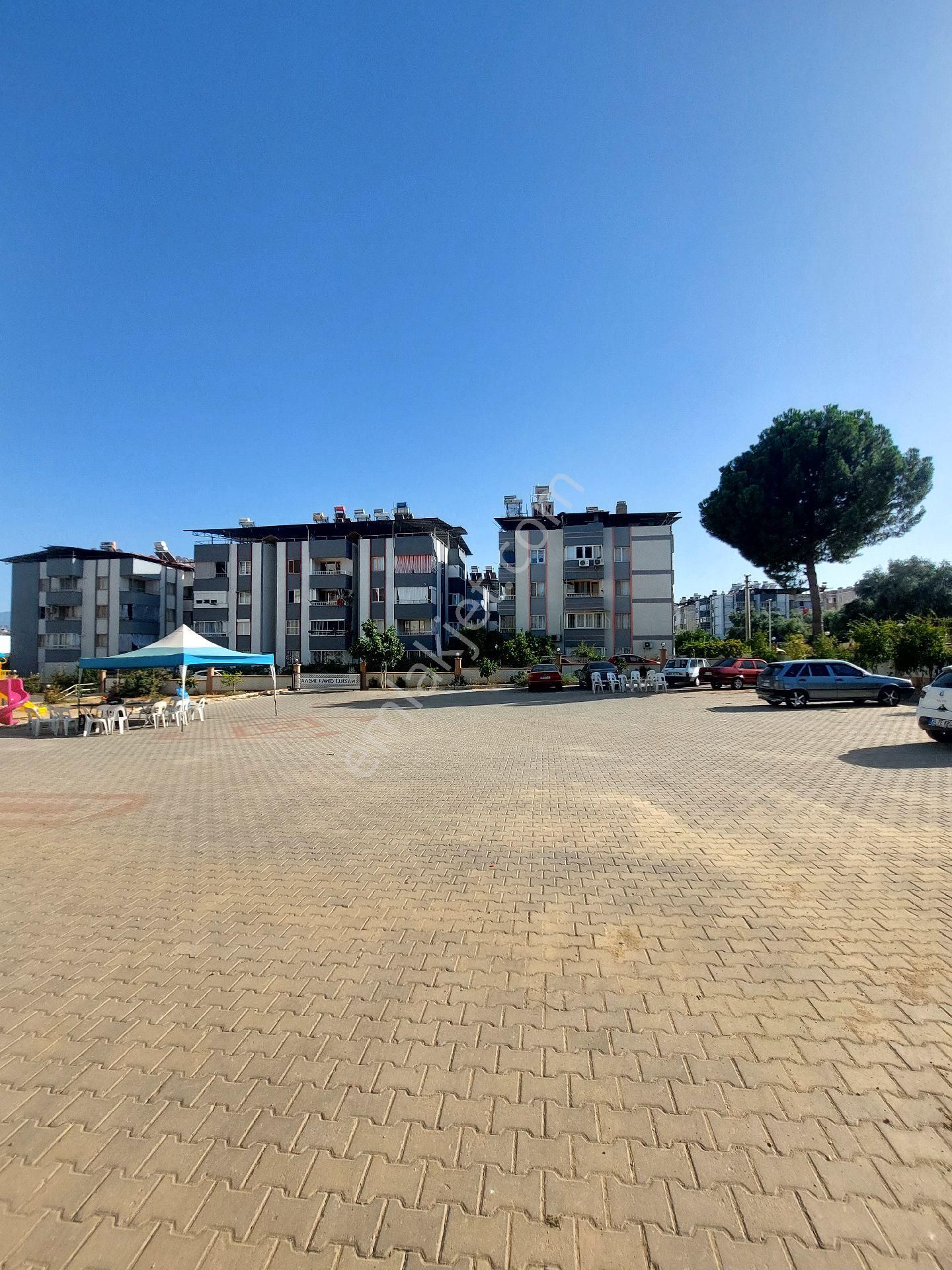 Konut Emlaktan Yerden Isıtma 2+1 Ayrı Mutfak - Görsel 24