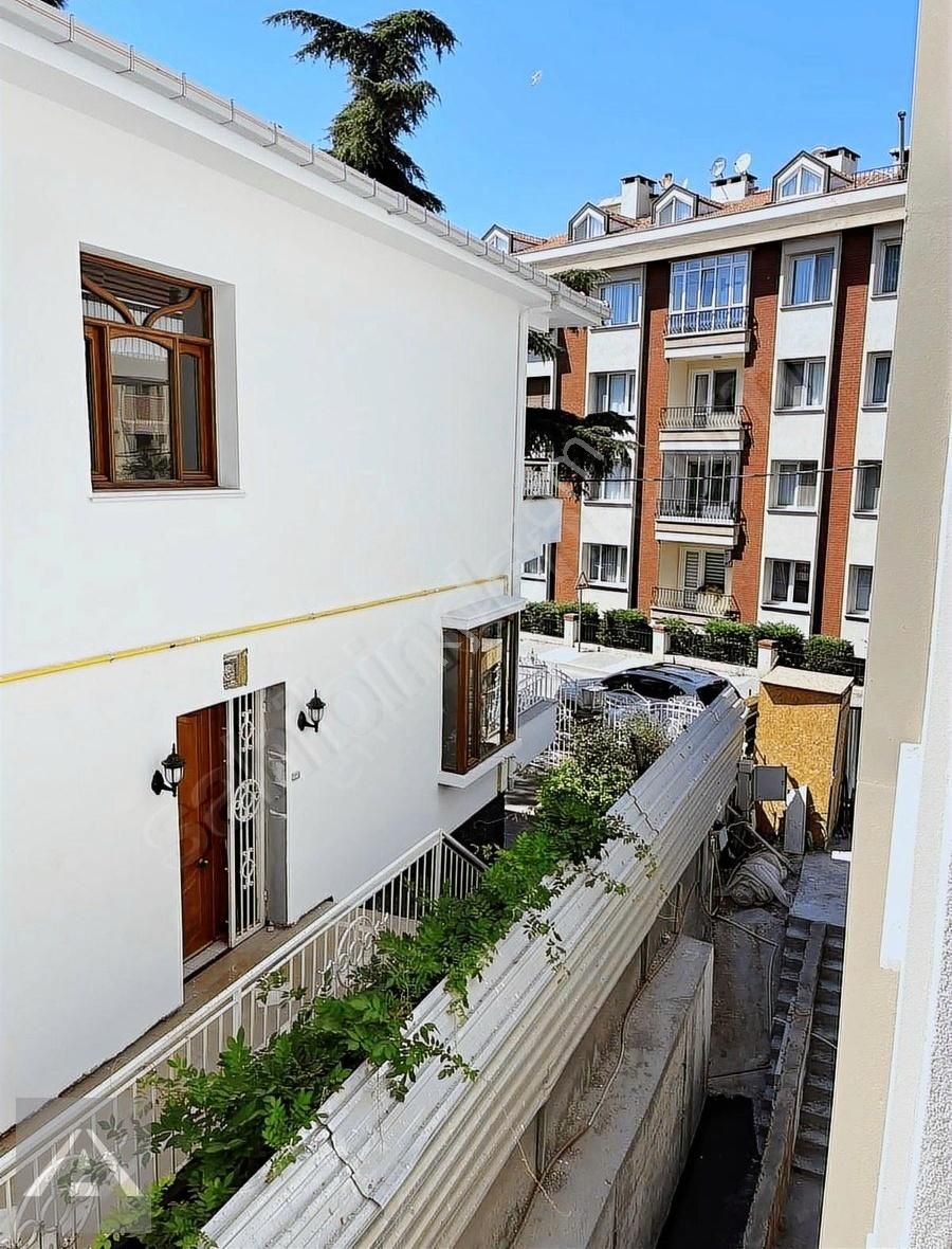 Küçükyalı Çamlık Sahilde Sıfır 2.kat Balkonlu 2+1 Güney Cephe - Görsel 2