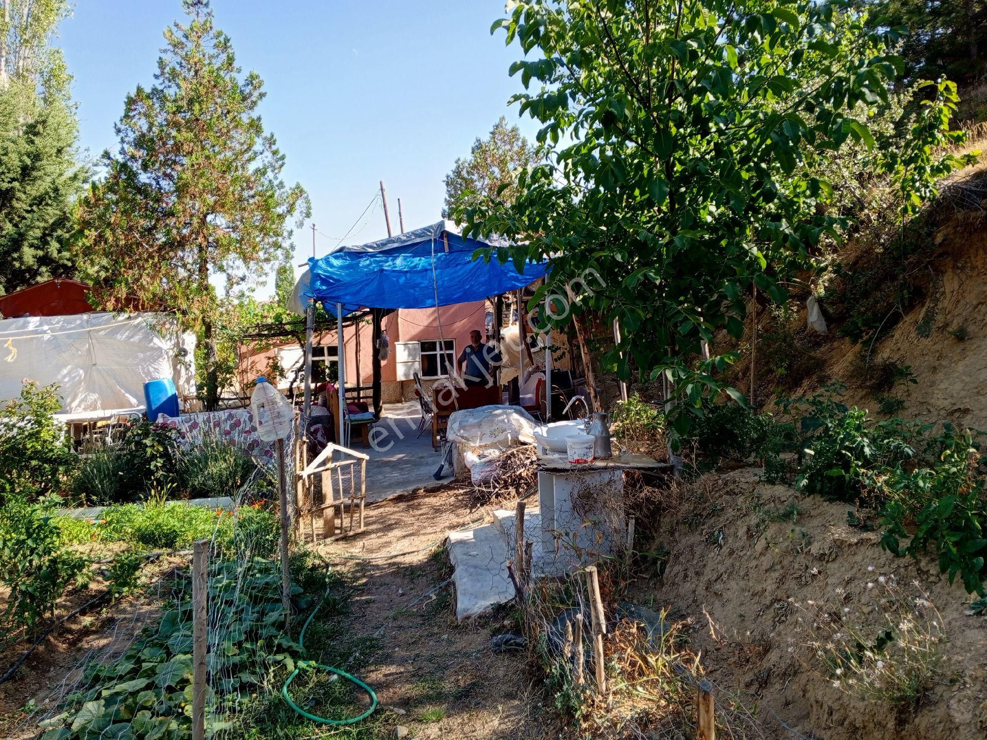 Konya Sille Mah. 2637 M2 Konut İmarlı Satılık Arsa Ama Şuanda Bahçe Oarak Kulanılıyor - Görsel 7