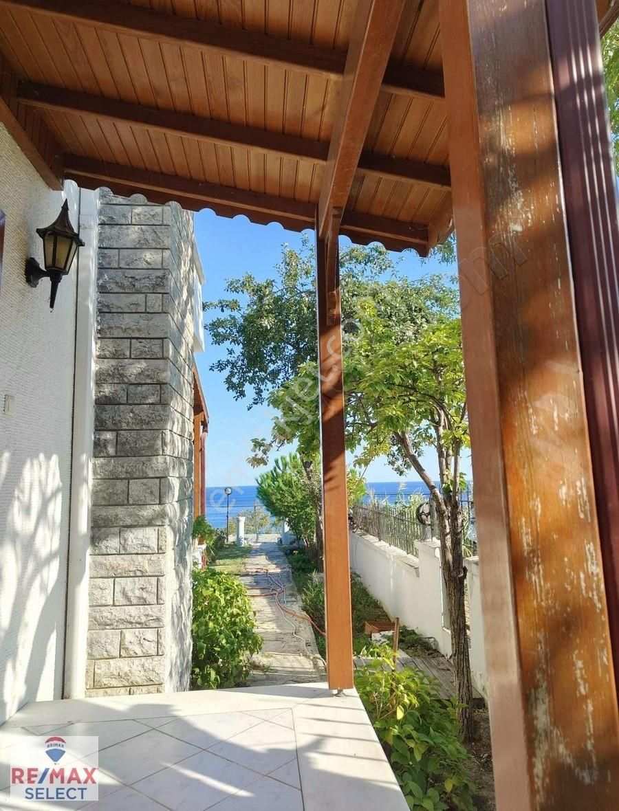 Silivri'de Panoramik Deniz Manzaralı 6+1 Mustakil Villa - Görsel 31