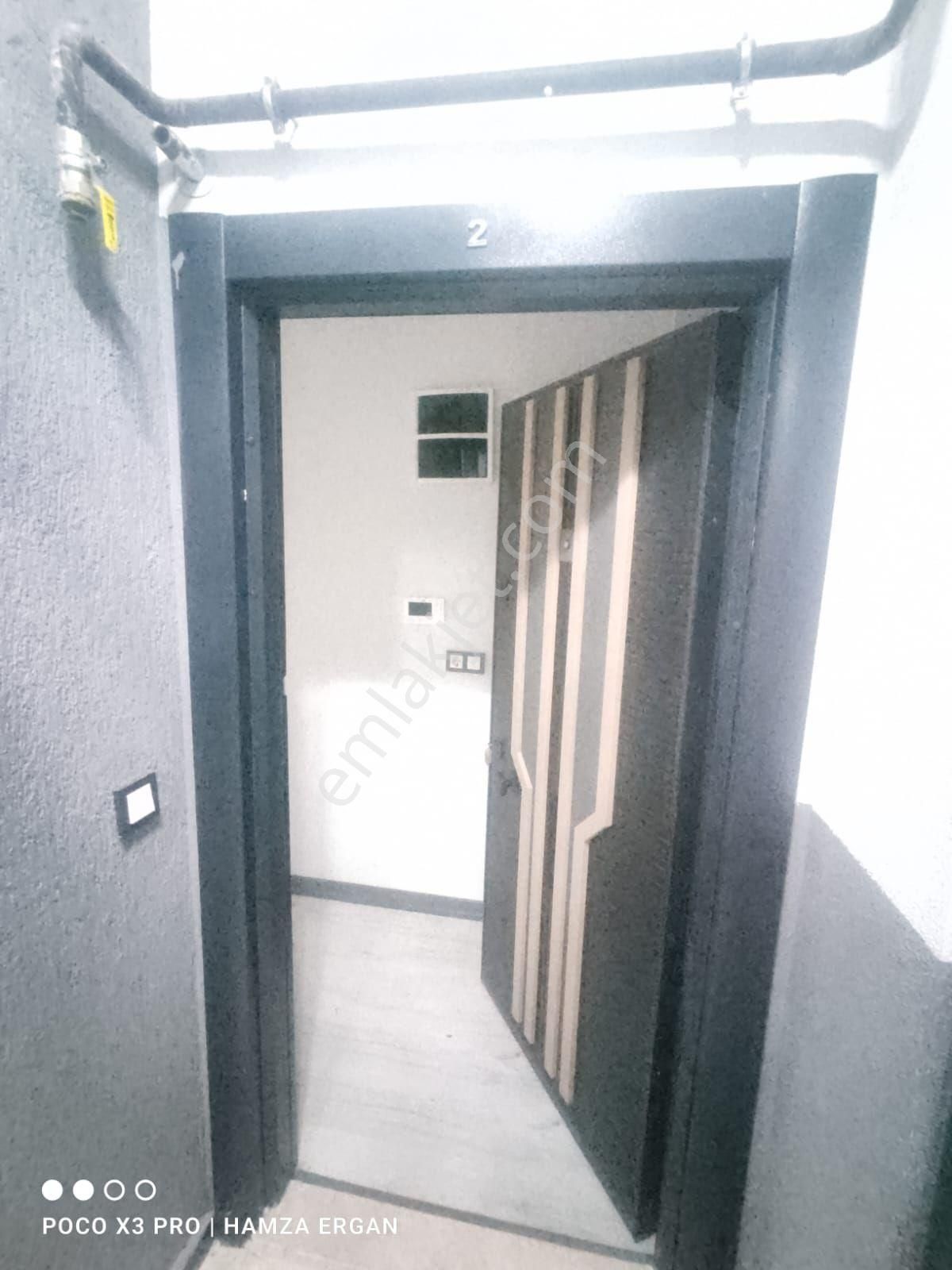 1.87 Kredi Oranıyla Arnavutköy Vadipark'ta Satılık Ara Kat Daire
