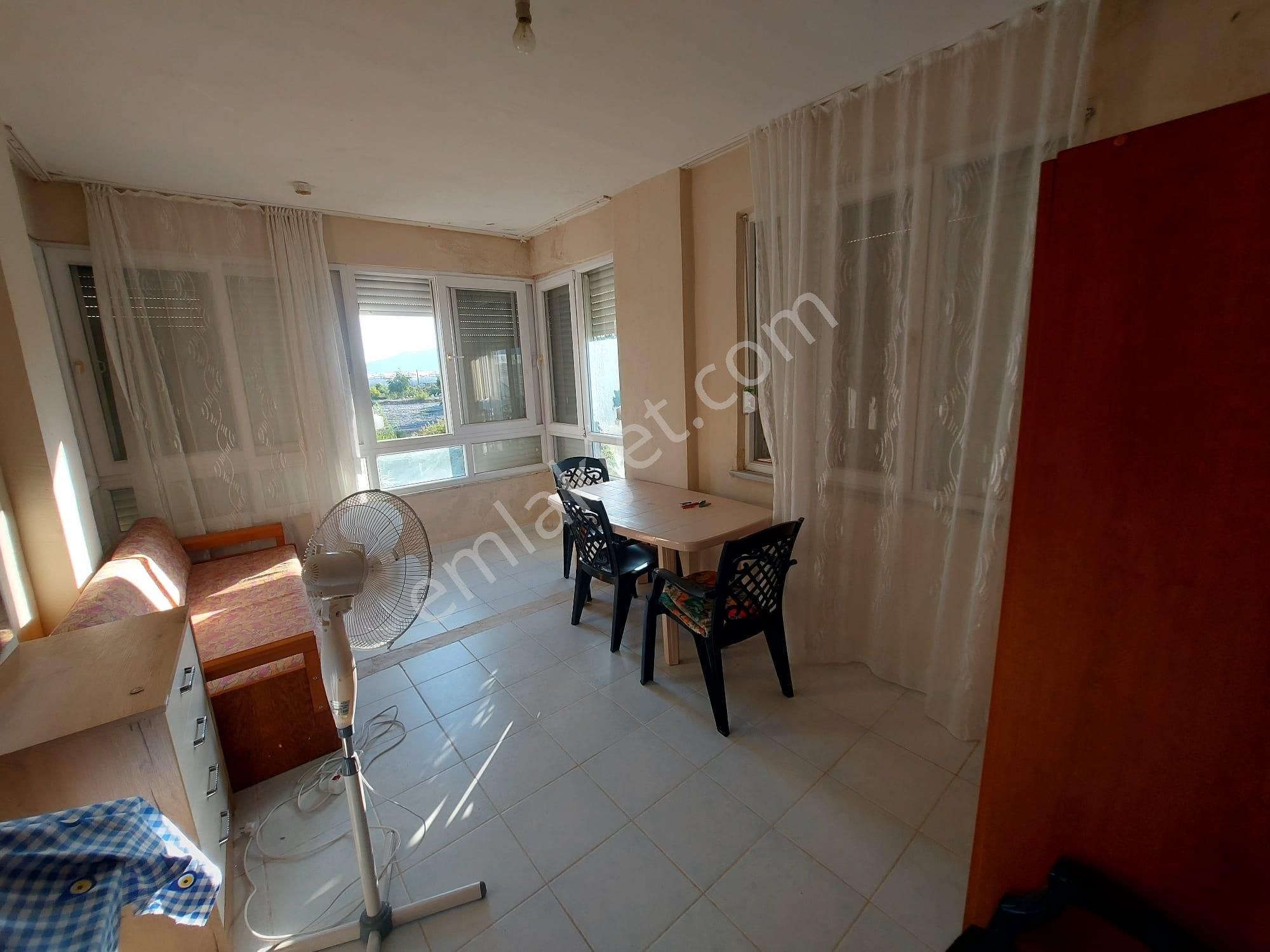 Anamur Güzelyurt Mahallesi Kaplumbağa Sitesinde 1. Kat Eşyalı 2+1 Satılık Yazlık - Görsel 4