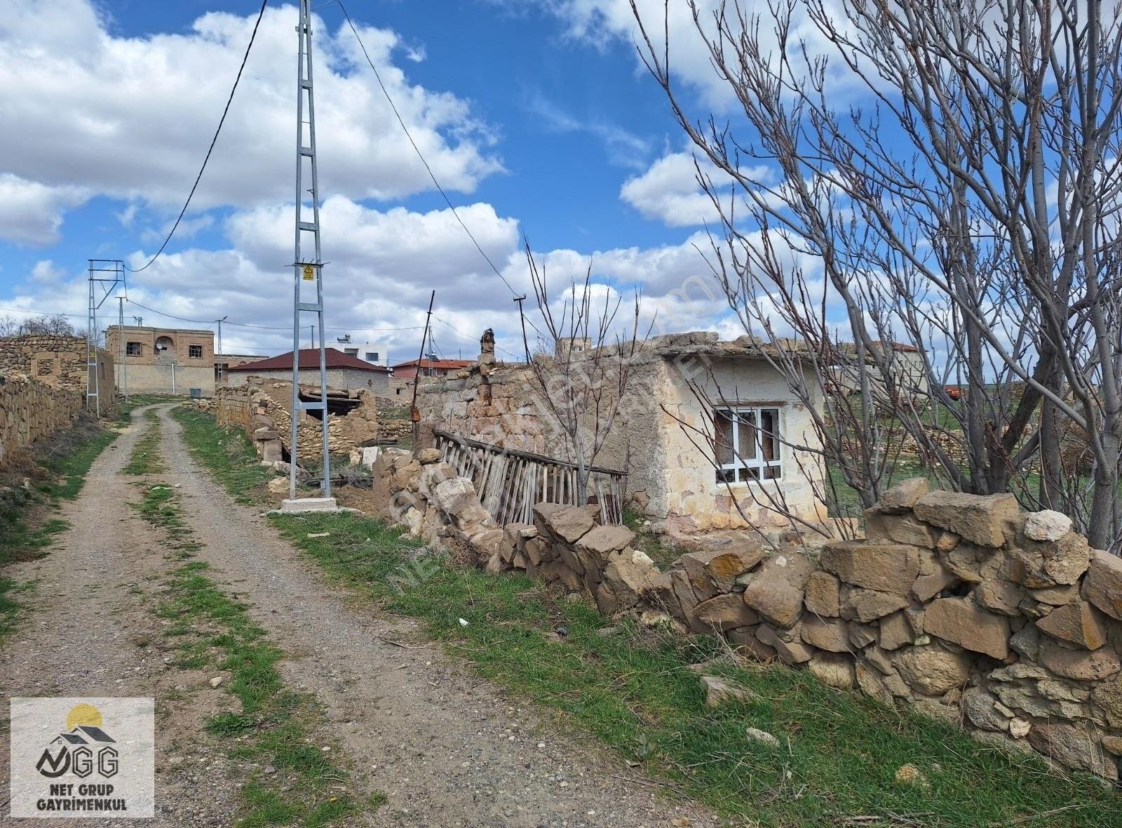 Net Group Nevşehir Gülşehir Yakatarla Köyü Kargir Ev Ve Arsası - Görsel 8