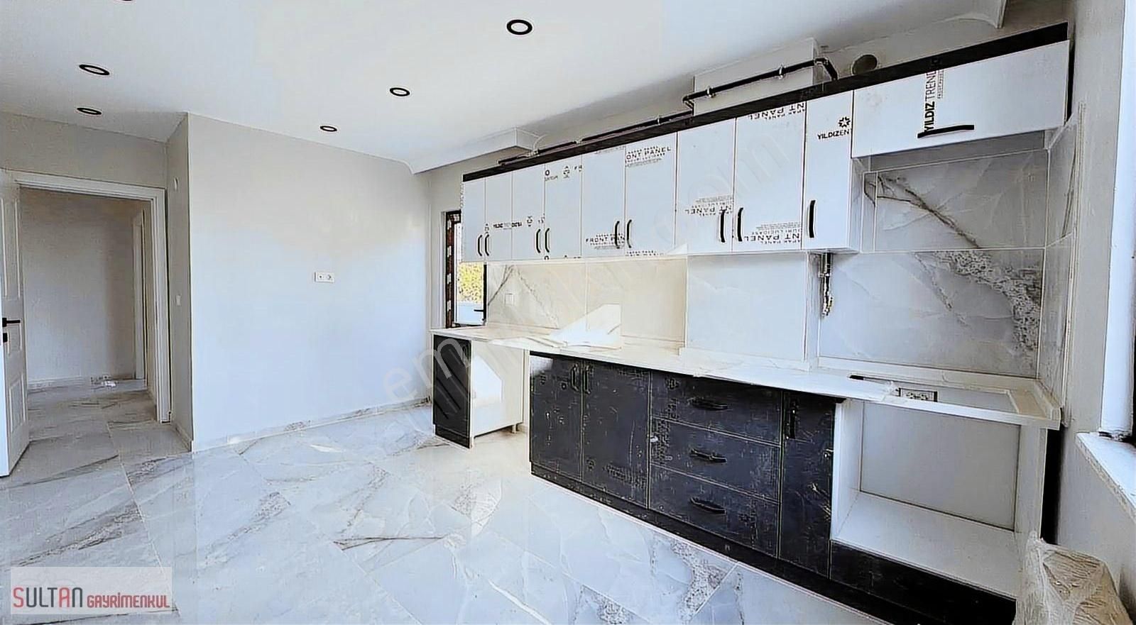 Sultan Gayrımenkul'den Bağlarbaşı Ortaokuluna Ykn 3 + 1 Orta Kat - Görsel 5