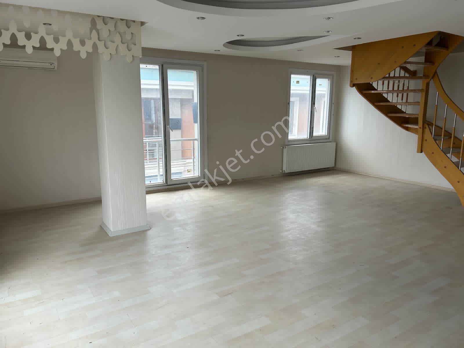 Beylikdüzü Havuzlu Sitede Satılık Daire - Görsel 2