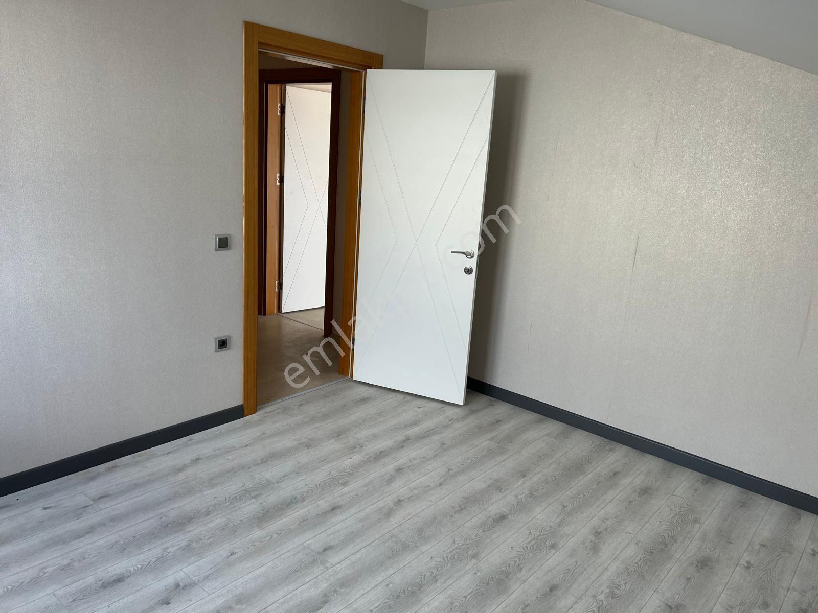 Beylikdüzü Havuzlu Sitede Satılık Daire - Görsel 4