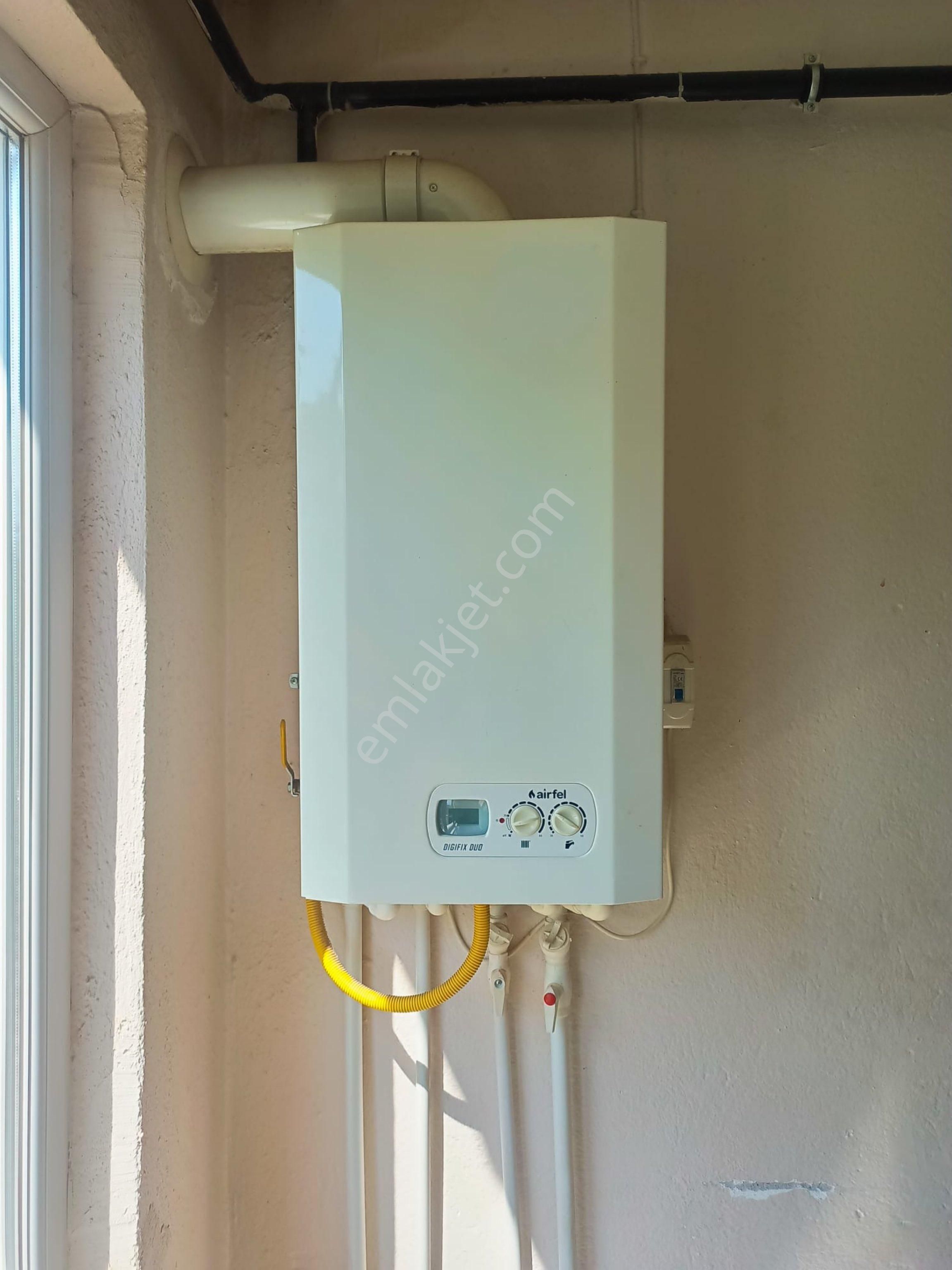 Gül Emlaktan Müstakil 2 Daire+1 Dükkan - Görsel 13