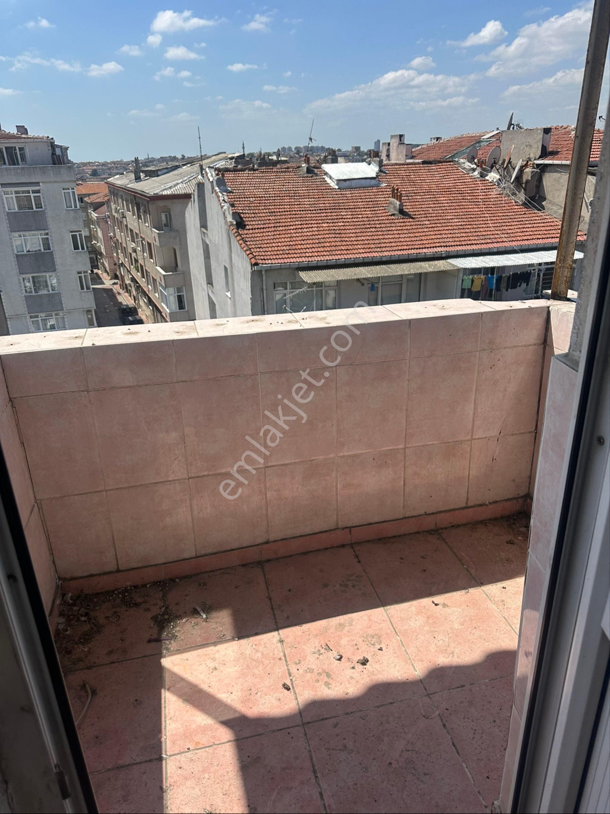 Uzmanım Emlaktan Satılık Çok İyi Lokasyonda - Görsel 16