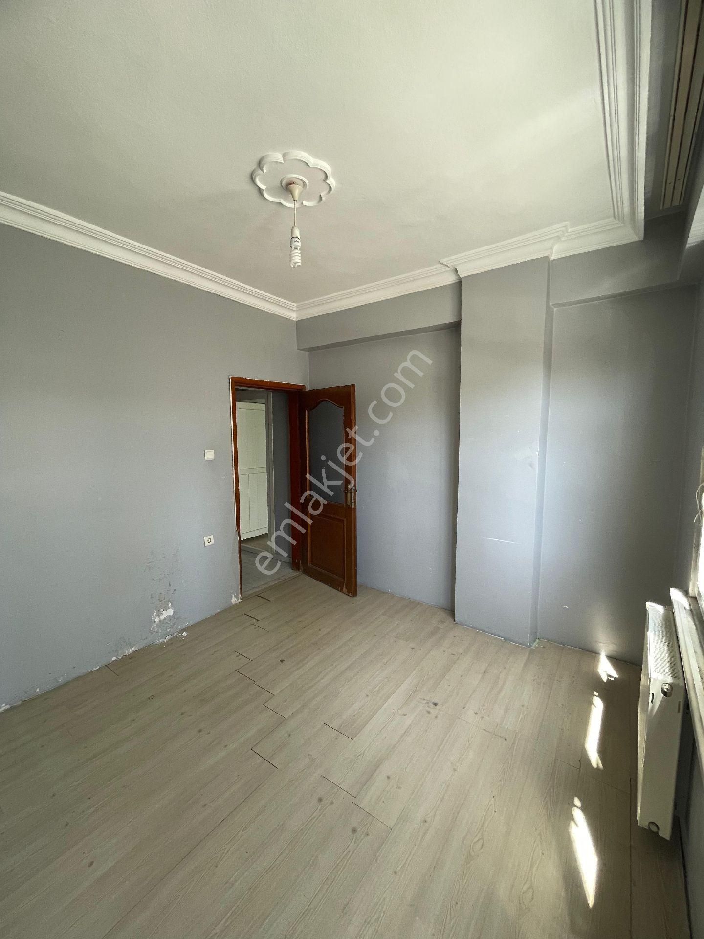 Acil Sahibinden Bağcılar 15 Temmuz Mahallesi'nde Satılık 3+1 Daire Ve %32.55 Bina Hissesi - Görsel 11