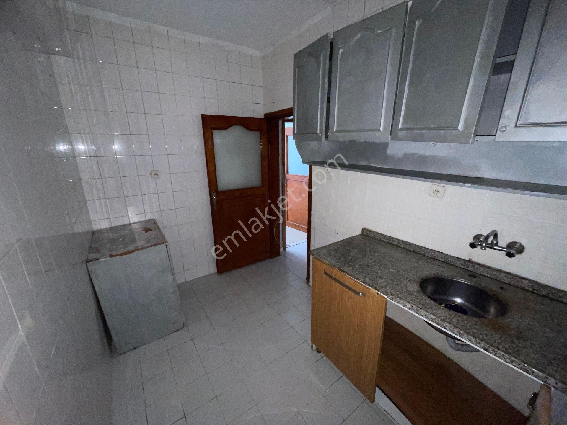 Acil Sahibinden Bağcılar 15 Temmuz Mahallesi'nde Satılık 3+1 Daire Ve %32.55 Bina Hissesi - Görsel 17