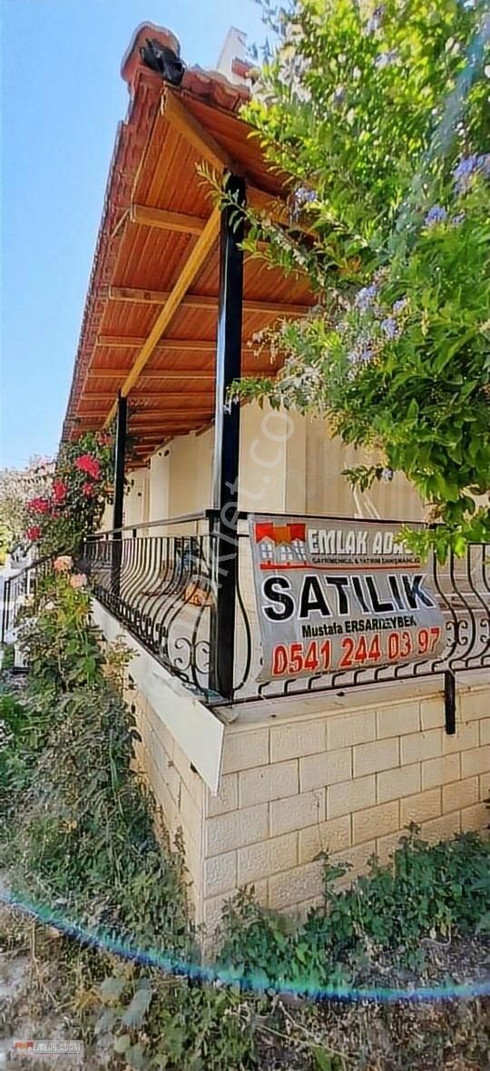 Emlak Adasından Denıze Yakın 3+1 Trıplex