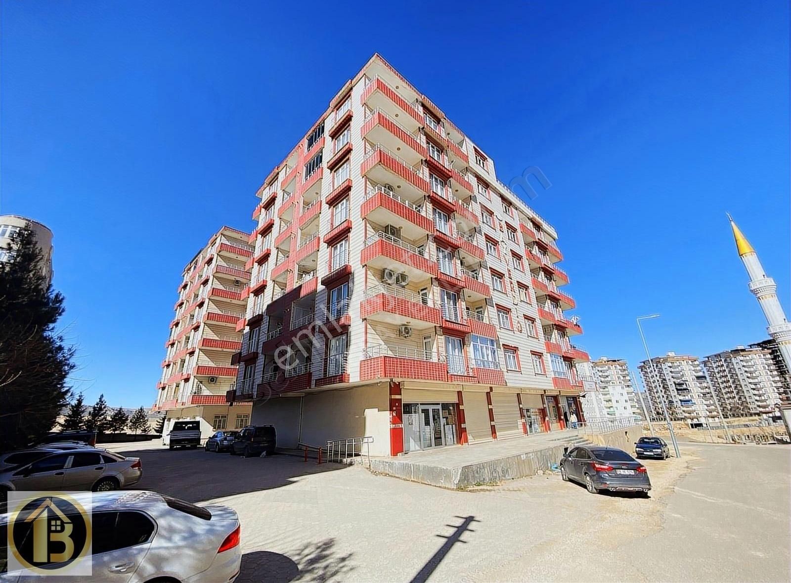 Araştırma Hastanesi Yanı Kiralık 3+1 Siteli Daire İsbay Emlak'ta