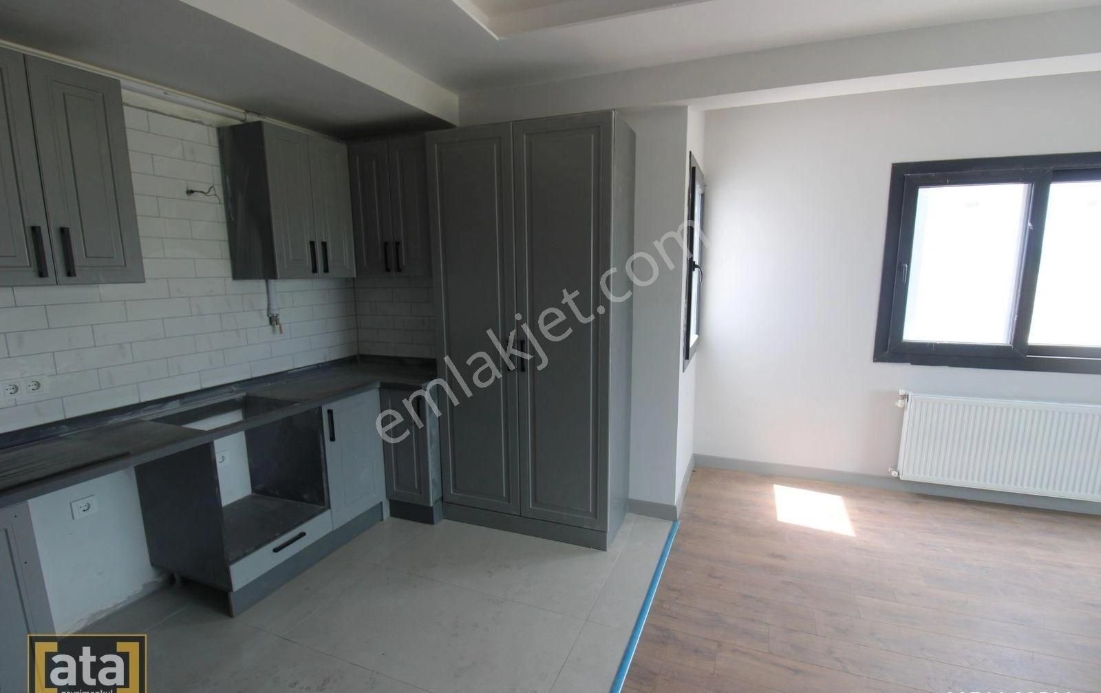 Mezitli Yaşar Doğu Daddesi Üzerinde Site İçerisinde Satılık 2+1 Daire - Görsel 6