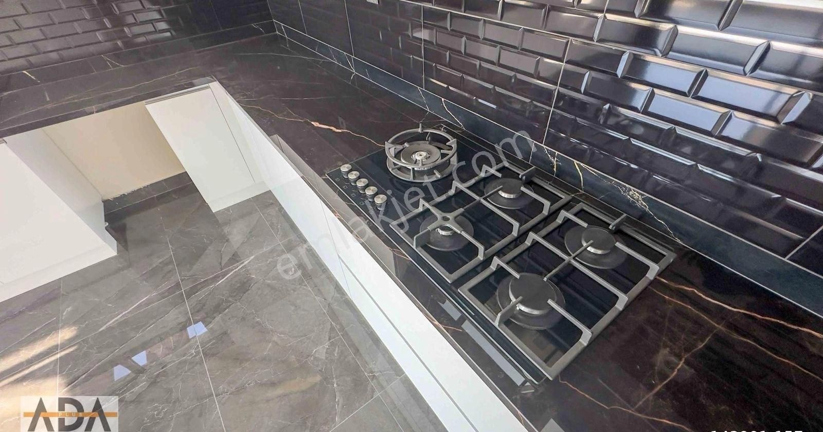 Kusadası Marinada Sıfır Mustakil Özel Havuzlu Villalar - Görsel 3