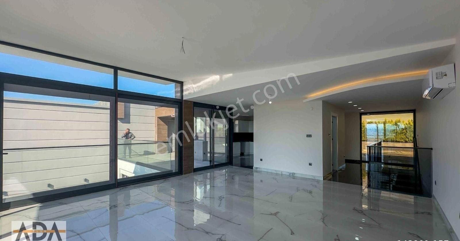 Kusadası Marinada Sıfır Mustakil Özel Havuzlu Villalar - Görsel 19