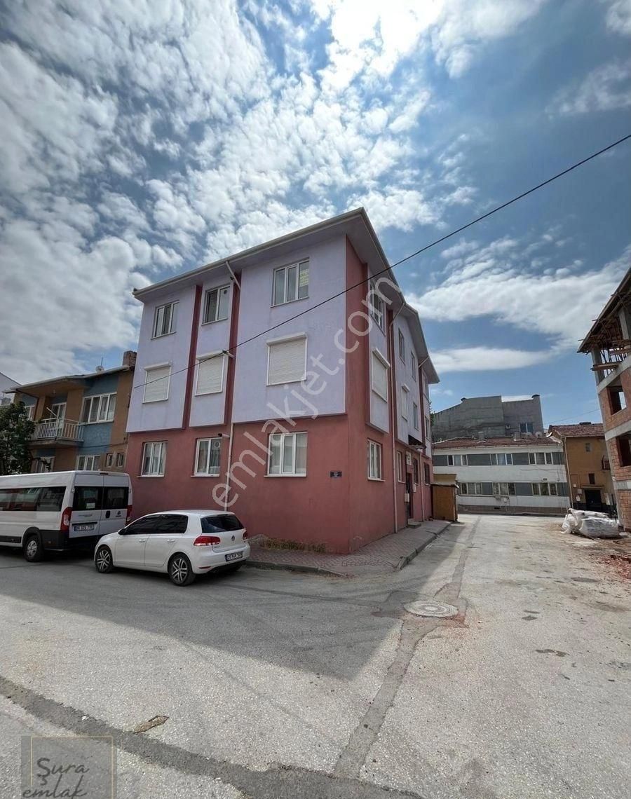 Emek Mahallesi Ertaş Caddesi Kiralık 2+1 Daire