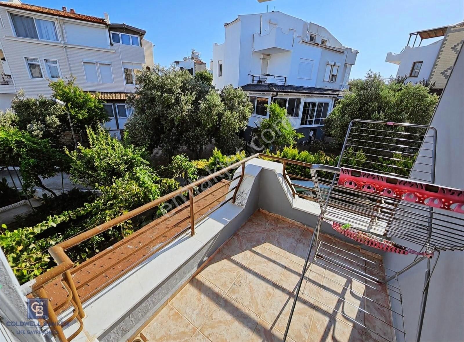 Çeşme Çiftlik Doruk Sitesinde Satılık Trıpleks 4+1 Villa - Görsel 19