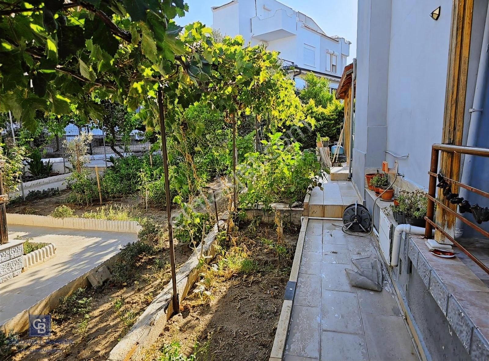 Çeşme Çiftlik Doruk Sitesinde Satılık Trıpleks 4+1 Villa - Görsel 23