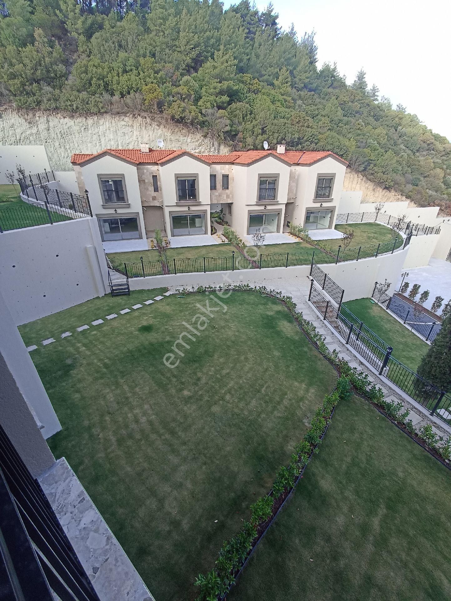 Kusadasi Davutlar Ağaçlida Satilik Bahceli 3+1 Ler Ve 2+1 Ler - Görsel 24