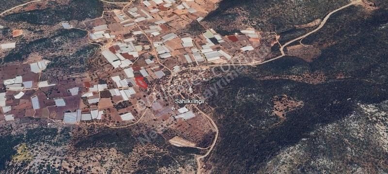 Kaş Sahilkılınçlı'da Köy İçinde Tek Tapu 2.618 M2 Satılık Tarla