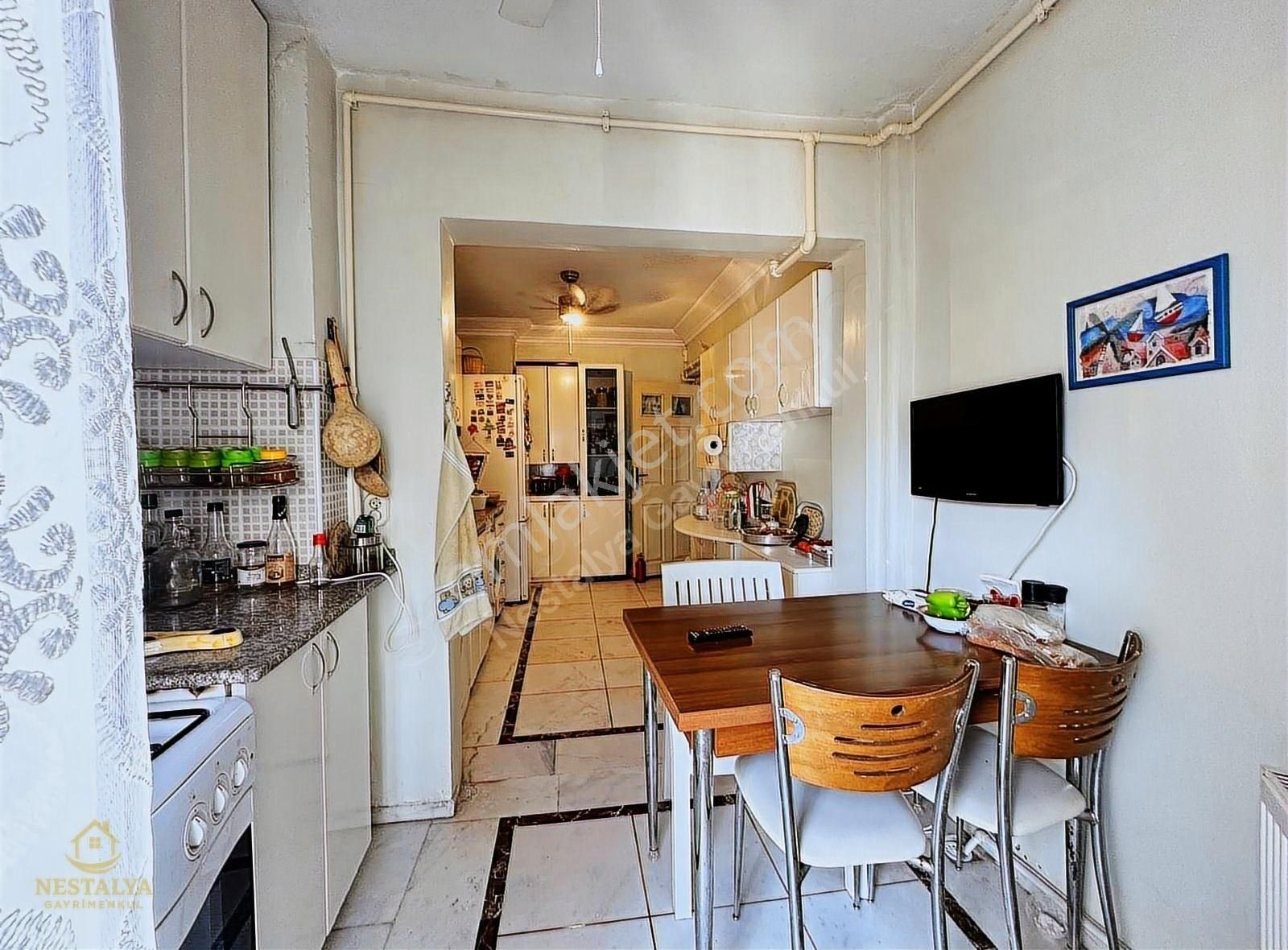 Konyaaltı Siteler'de Katta Doğalgazlı Satılık 3+1 135 M2 Daire - Görsel 3
