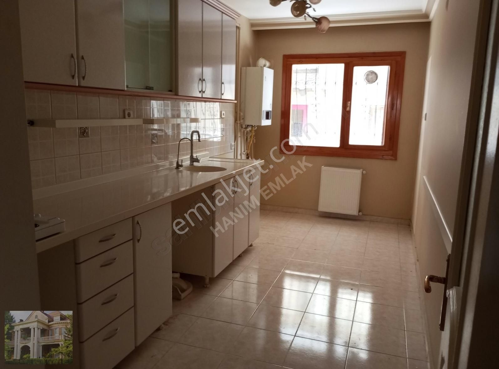 Namdar Sk Y.giriş 3+1 Kombili Lüx Otoparklı Boş