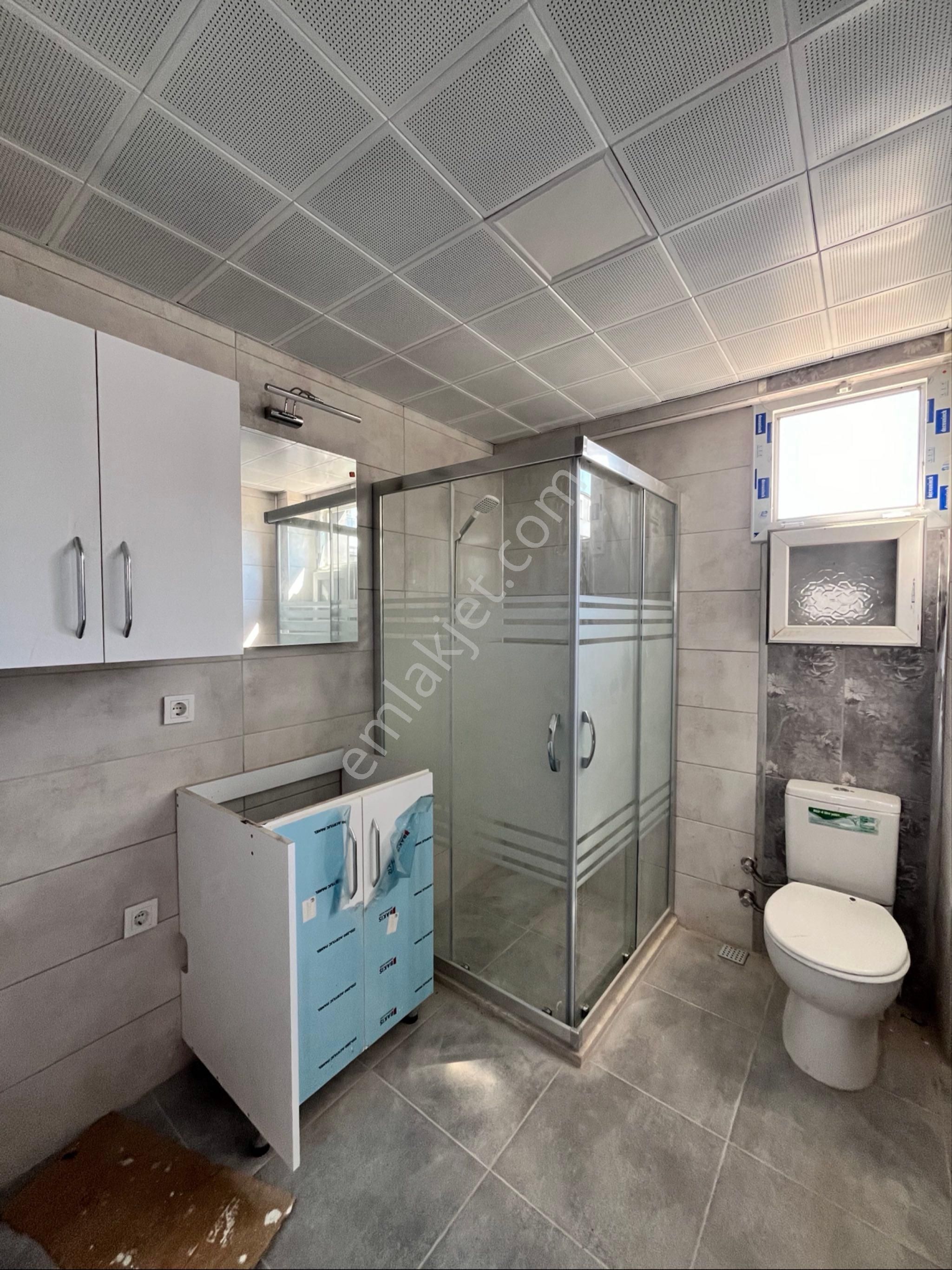 Seferihisar Camikebir Mahallesinde Yatırıma Uygun Satılık Komple Bina - Görsel 12