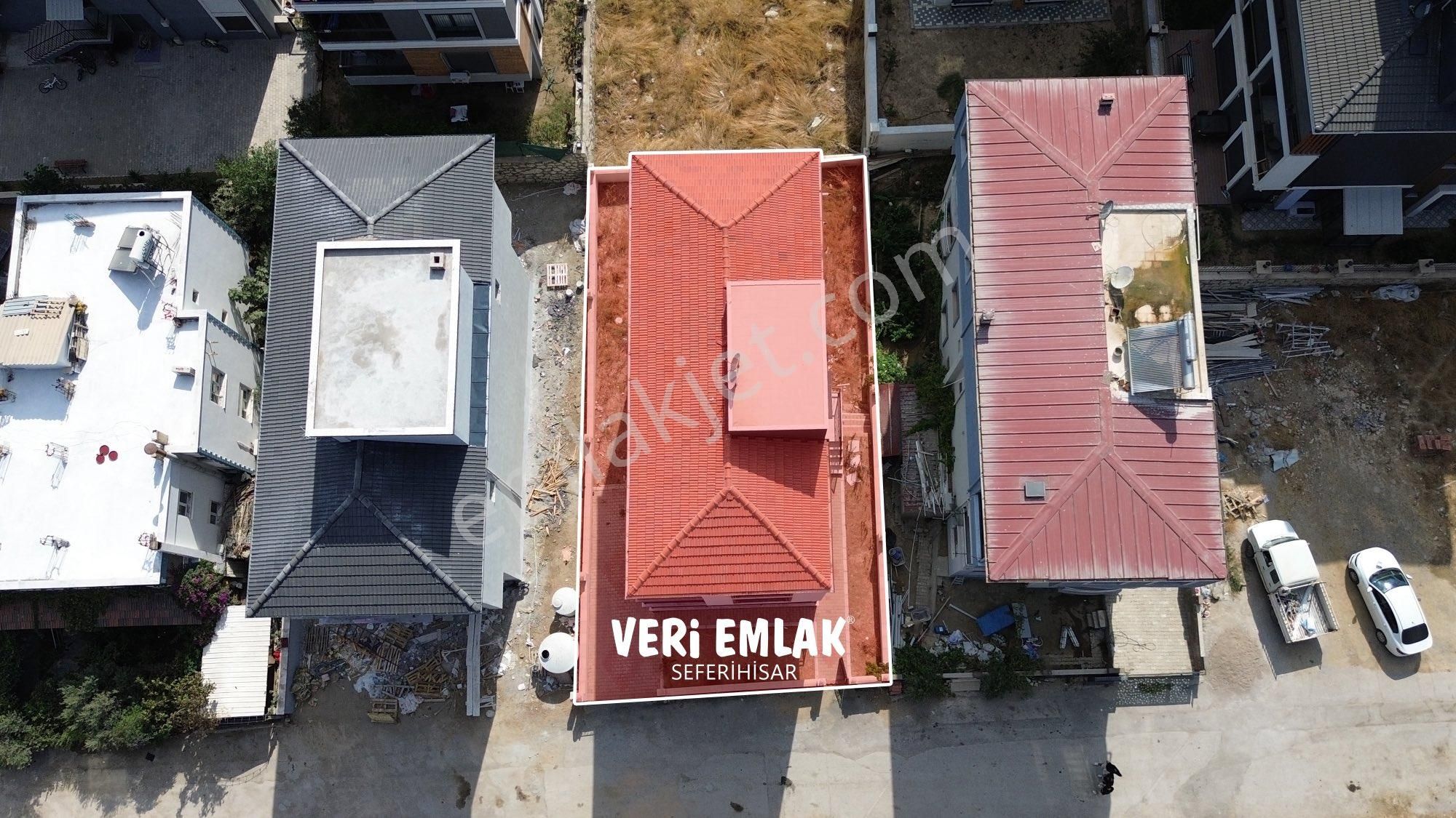 Seferihisar Camikebir Mahallesinde Yatırıma Uygun Satılık Komple Bina - Görsel 2