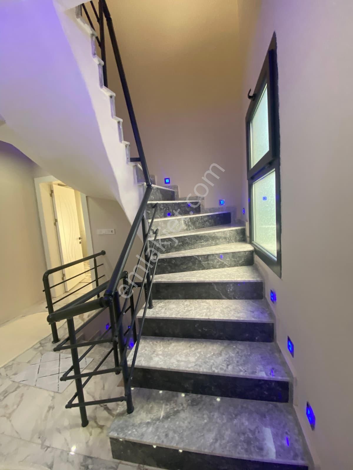 Tire’de Doğalgazlı Müstakil 7+1 Bahçeli Sıfır Ev! - Görsel 25