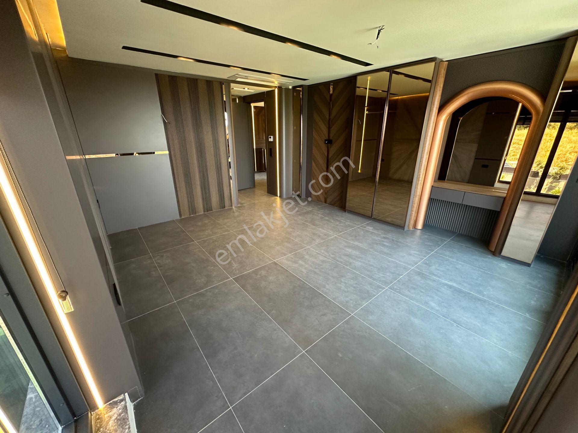 Kuşadasında Satılık Avangarte Özel Tasarım Müstakil Villa - Görsel 22