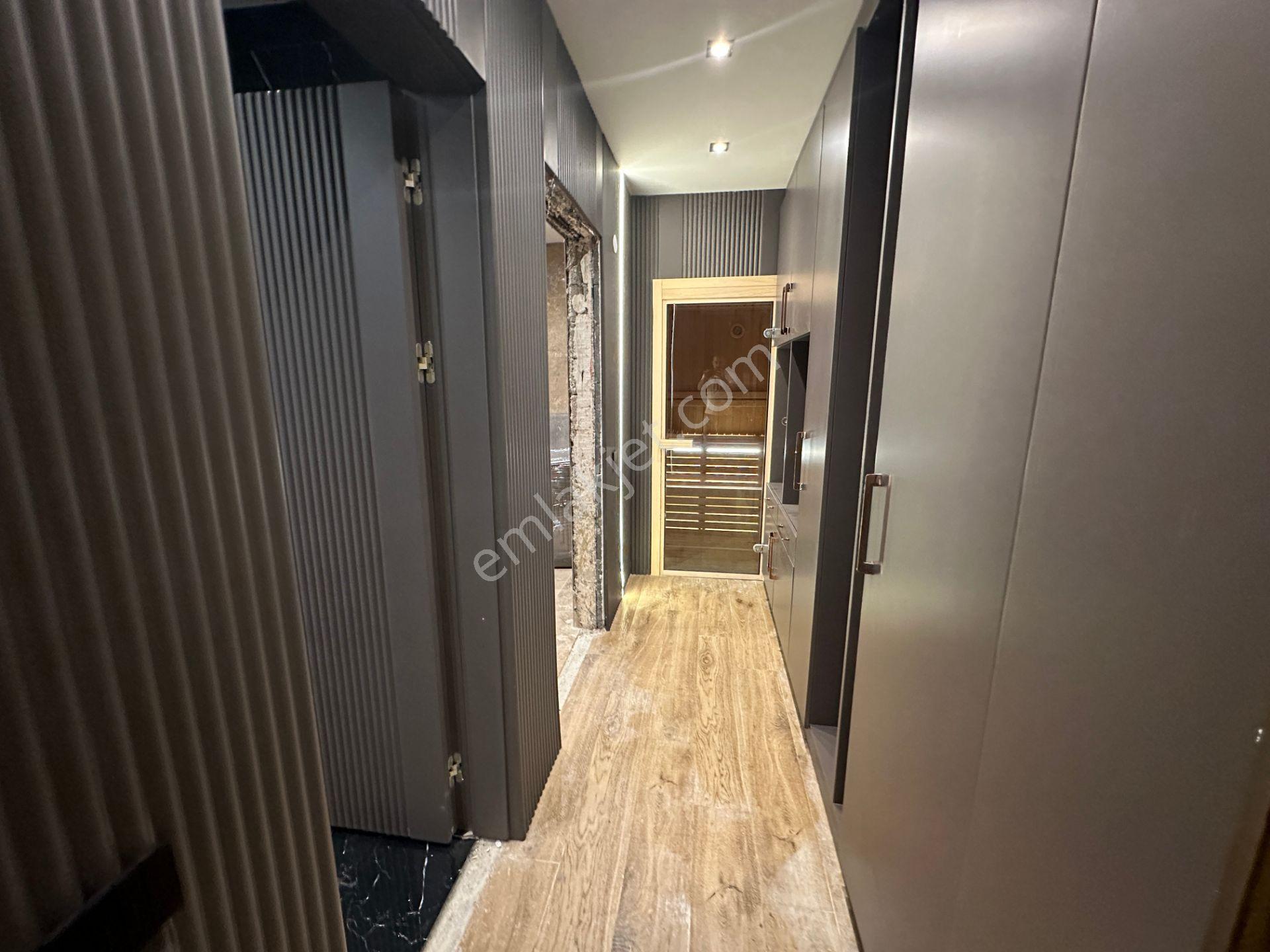 Kuşadasında Satılık Avangarte Özel Tasarım Müstakil Villa - Görsel 31