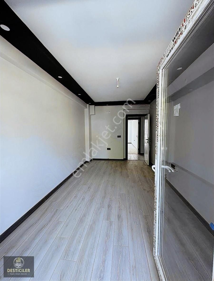Ad-desticiler Zafer Mahallesi 2+0 Geniş Kullanışlı Daire - Görsel 11