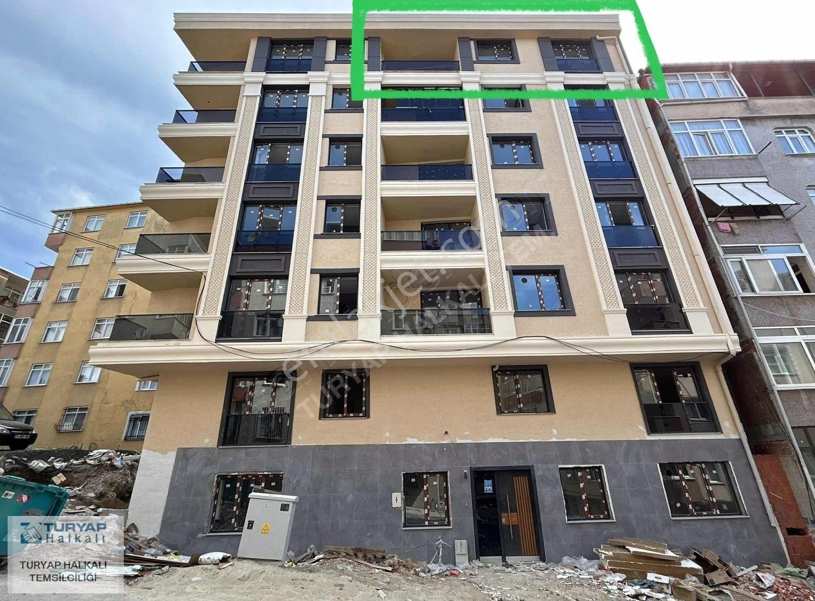 Turyap'tan~siyavuşpaşada Şehir Manzaralı Satılık 3+1 Sıfır Daire