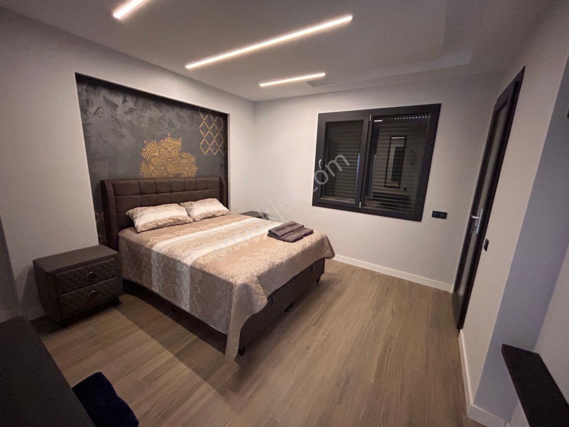 Kuşadası Merkezde Doğalgazlı 4+1 Müstakil Villa - Görsel 13