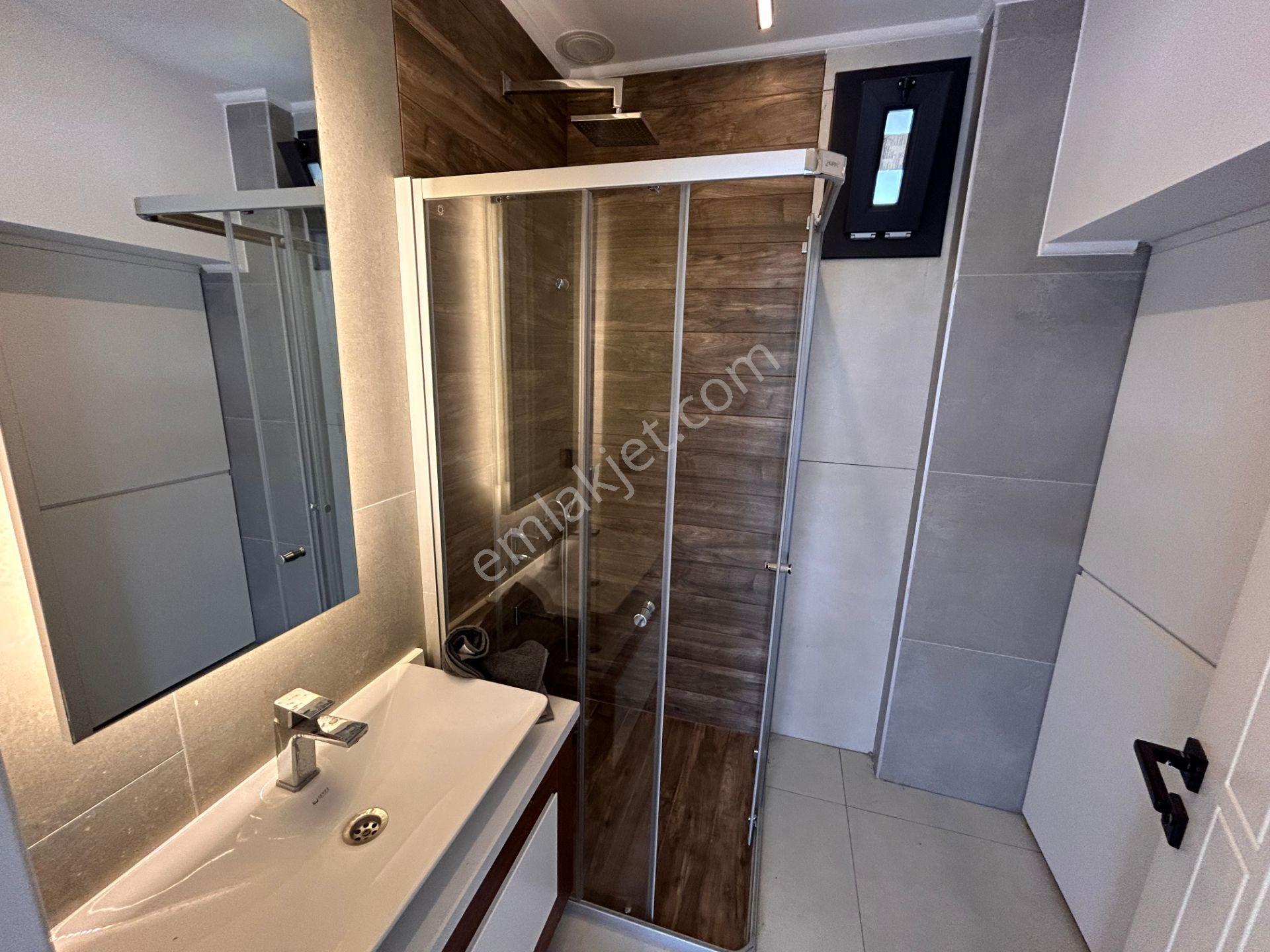 Kuşadası Merkezde Doğalgazlı 4+1 Müstakil Villa - Görsel 9