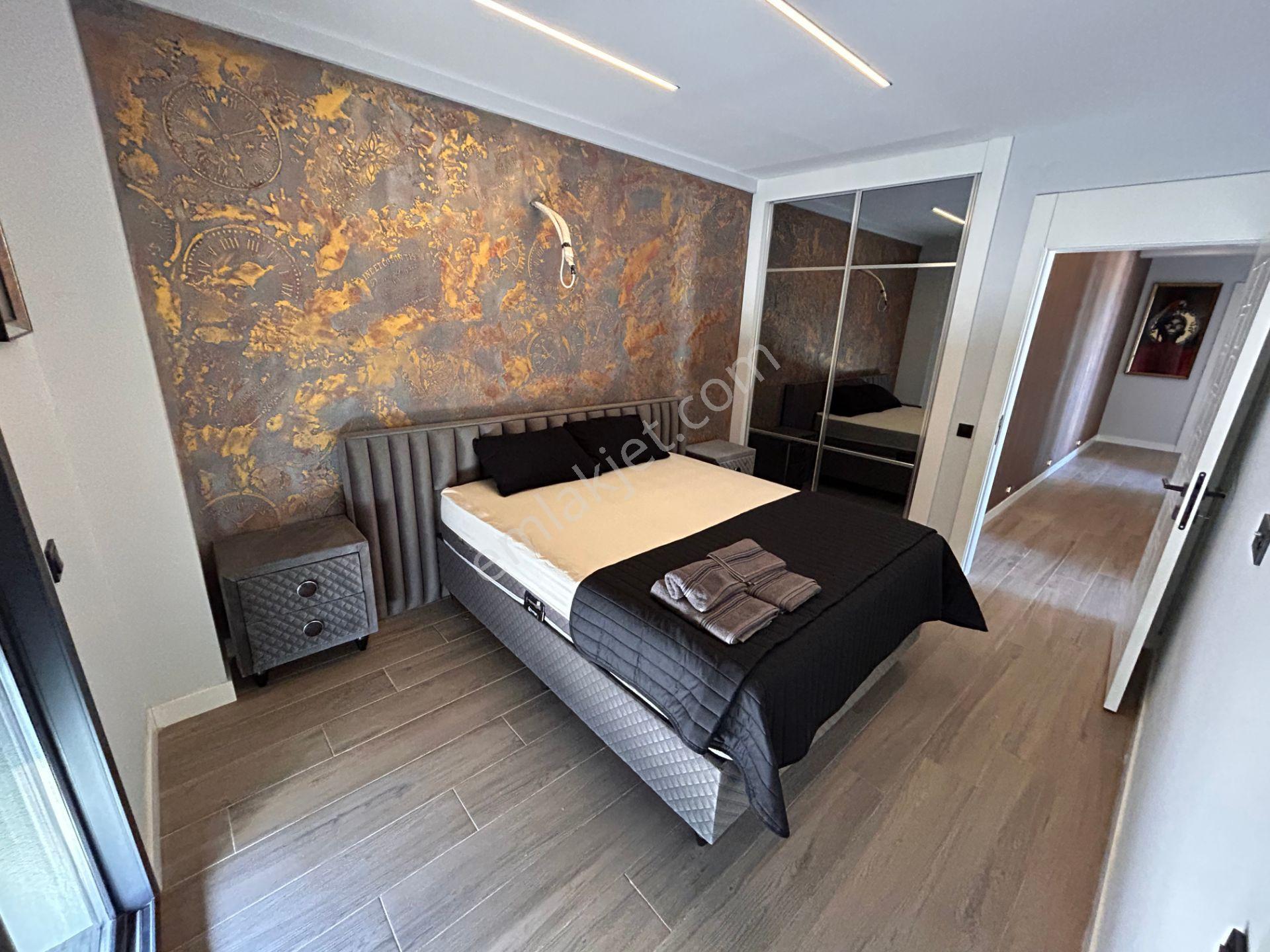 Kuşadası Merkezde Doğalgazlı 4+1 Müstakil Villa - Görsel 22