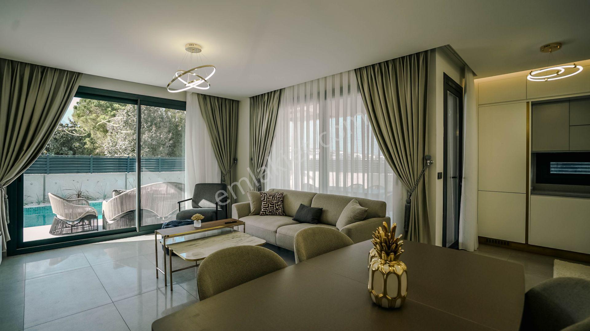 Kuşadası Güzelçamlıda Lüks Müstakil Satılık Villa - Görsel 13