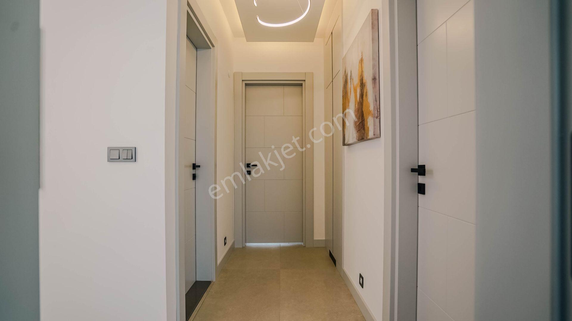 Kuşadası Güzelçamlıda Lüks Müstakil Satılık Villa - Görsel 28