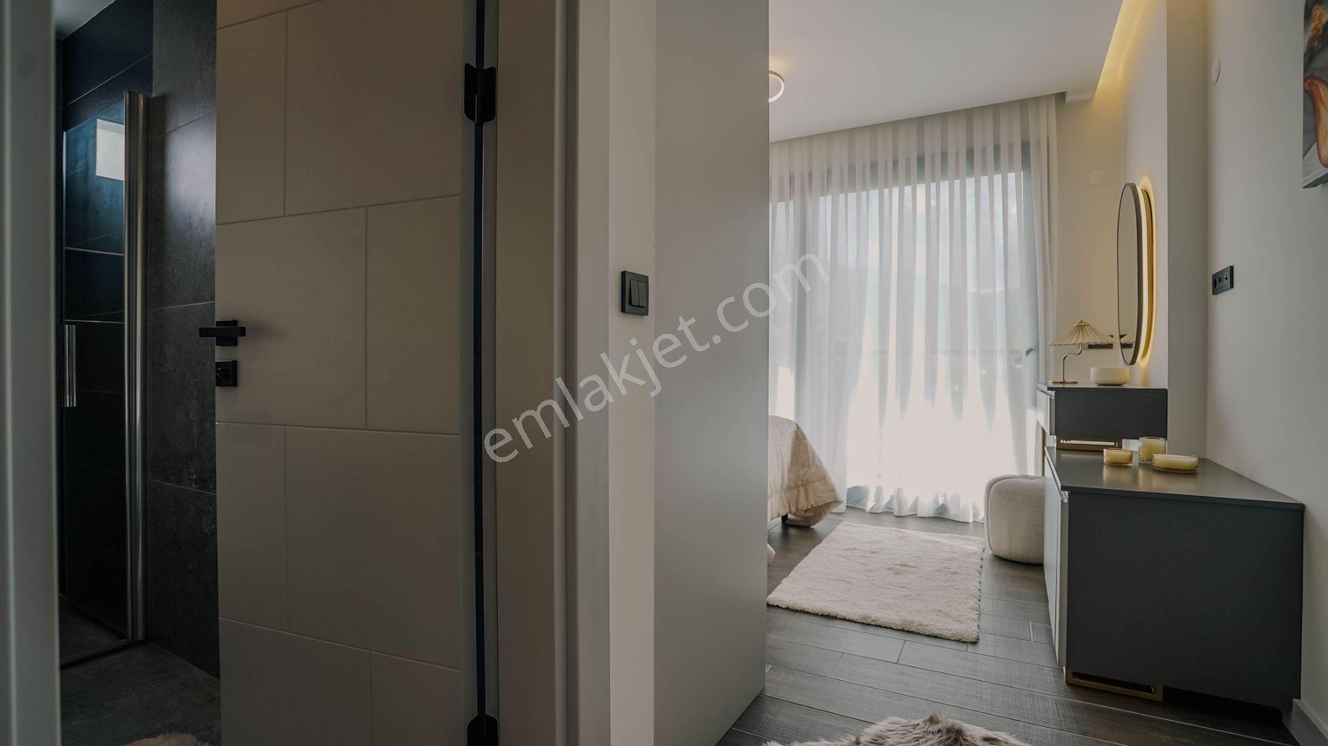 Kuşadası Güzelçamlıda Lüks Müstakil Satılık Villa - Görsel 34