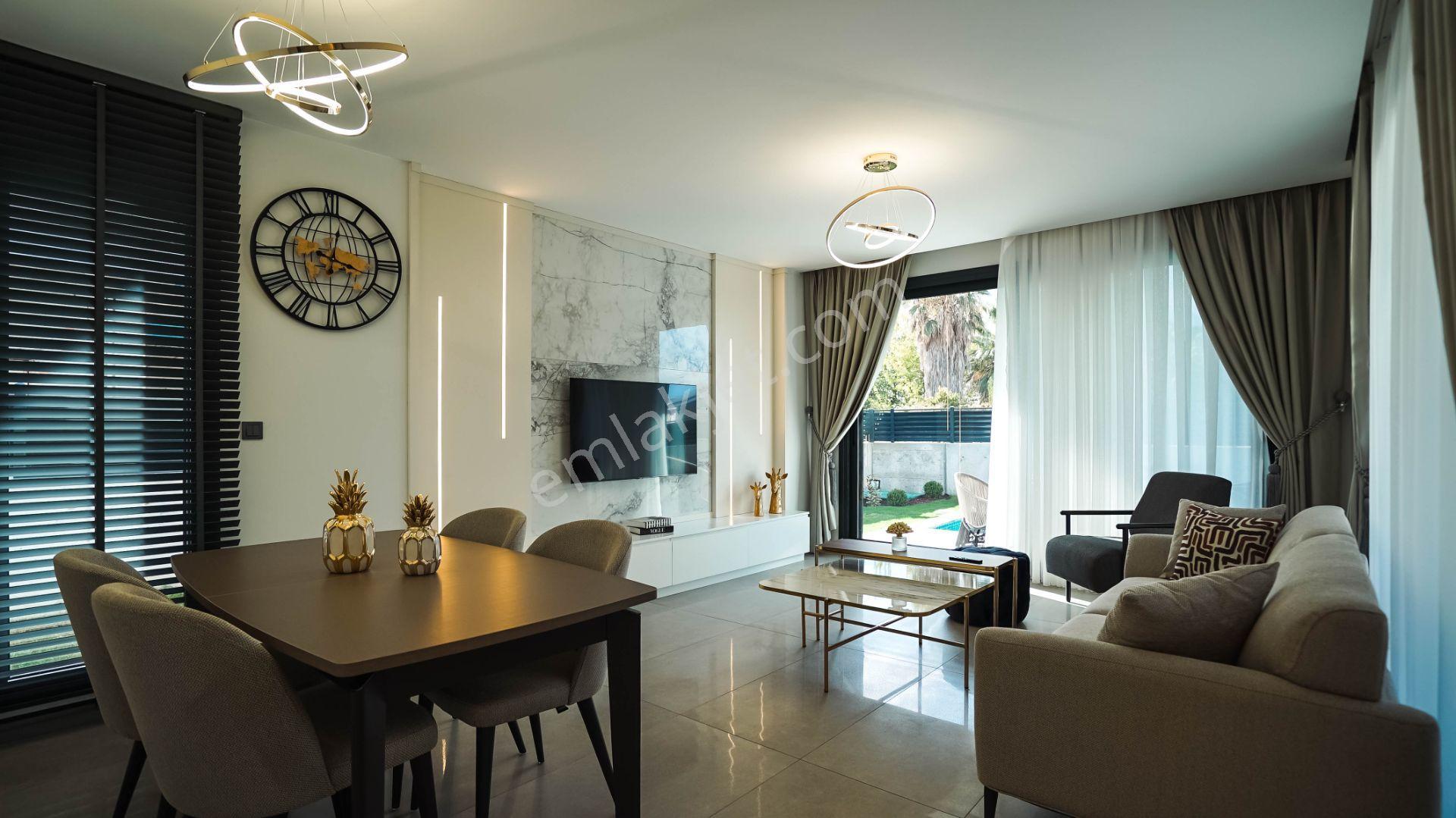 Kuşadası Güzelçamlıda Lüks Müstakil Satılık Villa - Görsel 12