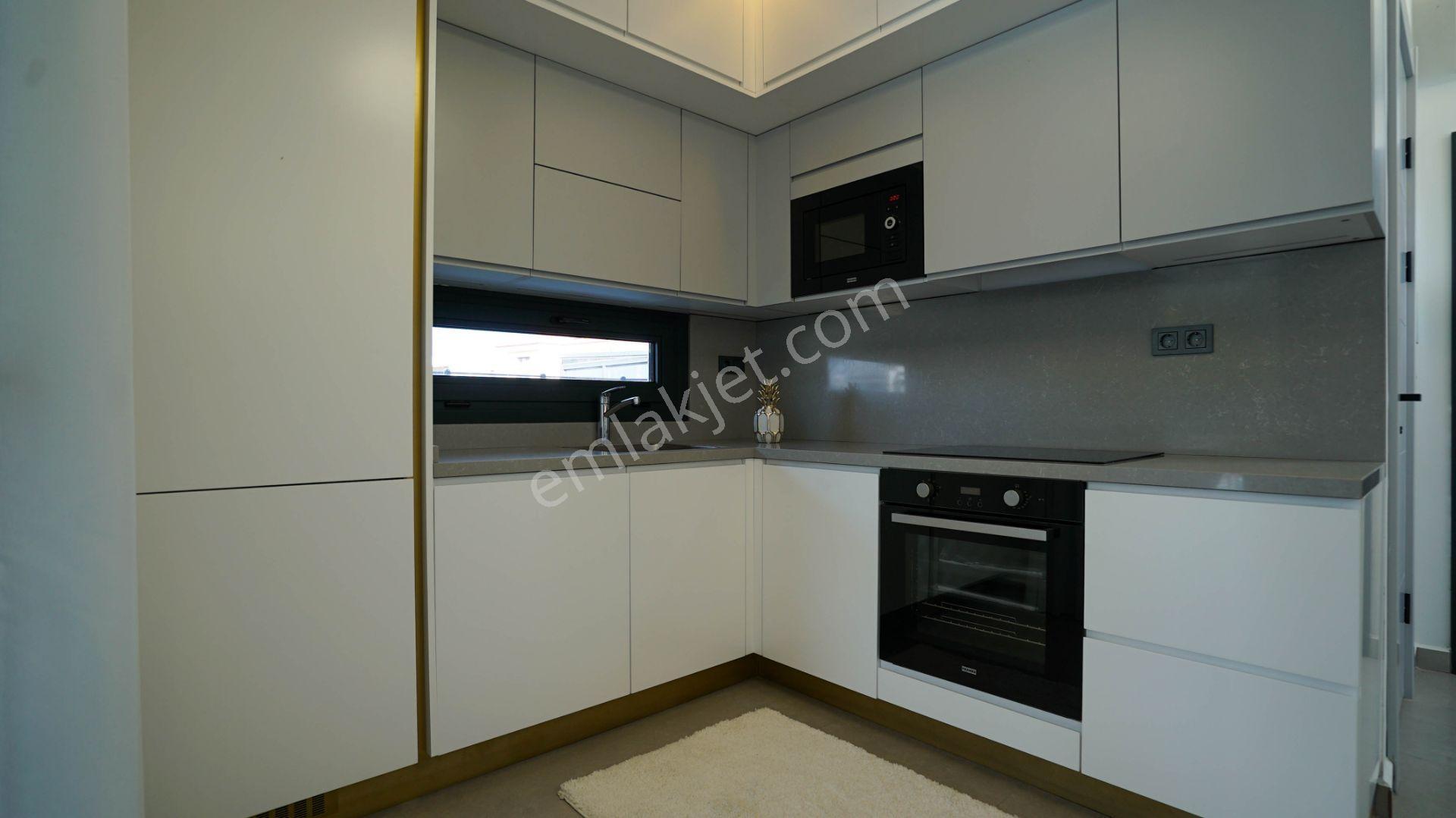 Kuşadası Güzelçamlıda Lüks Müstakil Satılık Villa - Görsel 10