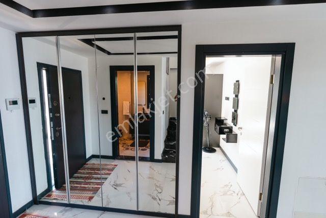 Kuşadası Soğucak'ta Müstakil Özel Havuzlu Eşyalı Villa-aidat Yok - Görsel 34