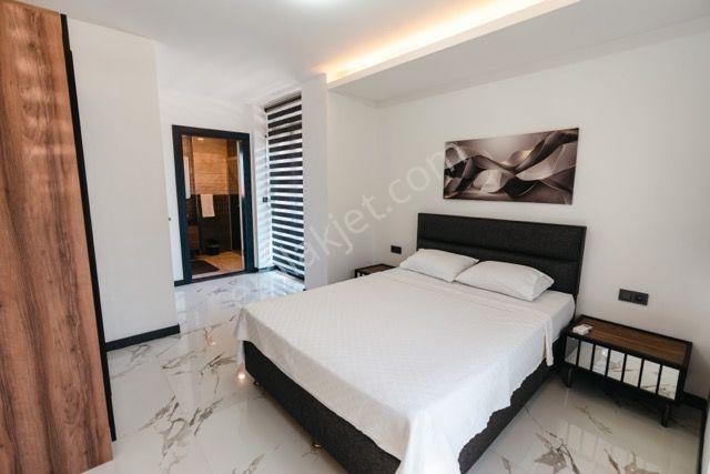 Kuşadası Soğucak'ta Müstakil Özel Havuzlu Eşyalı Villa-aidat Yok - Görsel 33